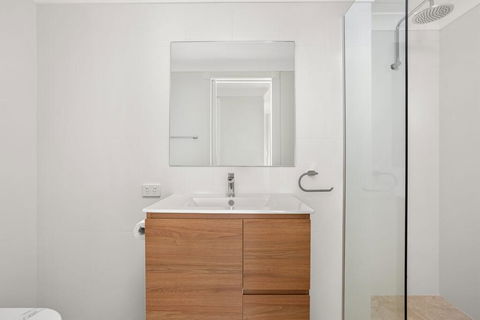 Whitesands 501 - Main Beach Location - Accommodation in Surfers Paradise 1
