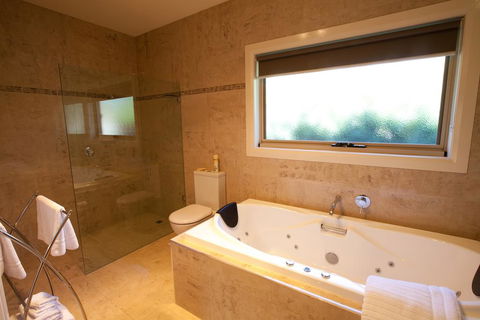 Wild Cattle Creek Estate - Accommodation in Surfers Paradise 3