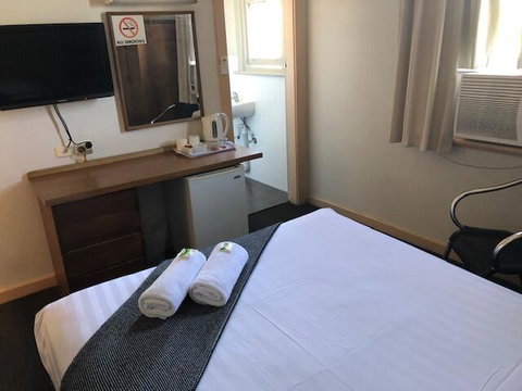 William Farrer Hotel - Accommodation in Surfers Paradise 2