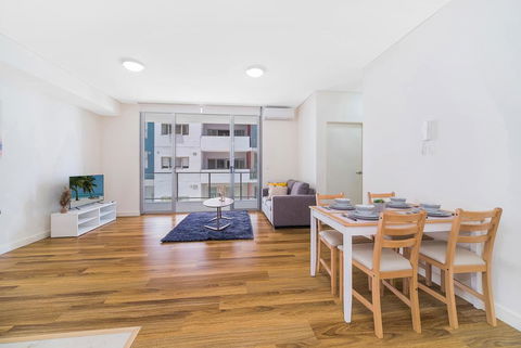 Wolli Creek Airport Serviced 2 Bedroom Apartment - Accommodation in Surfers Paradise 2