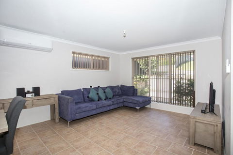 Wonder On Wattlevale - Accommodation in Surfers Paradise 1