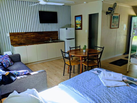 Woolshed Eco Lodge - Accommodation in Surfers Paradise 2