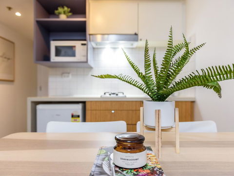 WOW Apartment On Flinders - Accommodation in Surfers Paradise 2