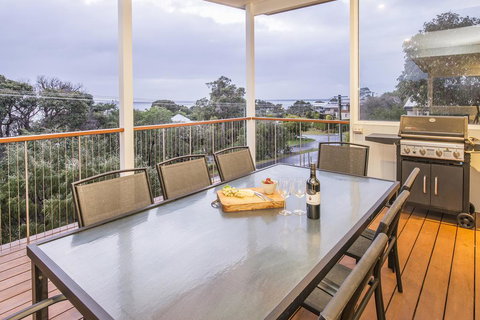 Yaringa - Accommodation in Surfers Paradise 1