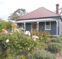 Yarram Cottage Art and Accommodation - Accommodation in Surfers Paradise