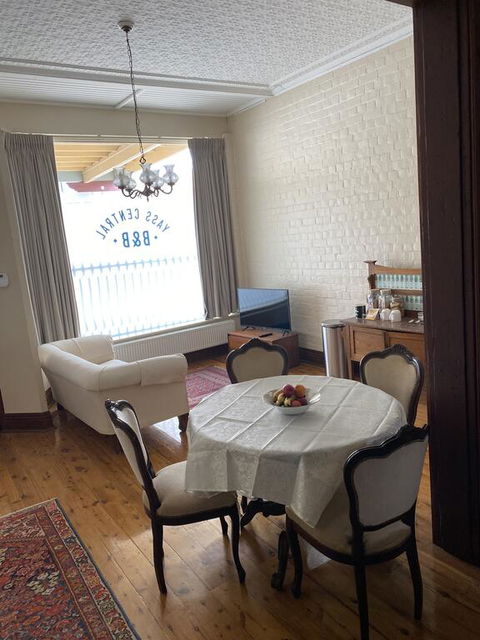 Yass Central B&B - Accommodation in Surfers Paradise 1