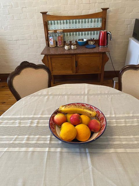 Yass Central B&B - Accommodation in Surfers Paradise 2