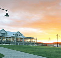 York Cove Holiday Hotel - Accommodation in Surfers Paradise