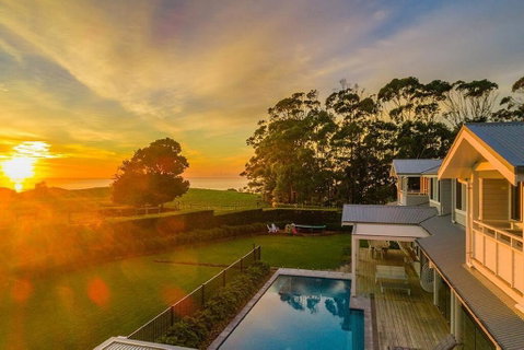 Your Luxury Escape - Trig Point - Accommodation in Surfers Paradise 0
