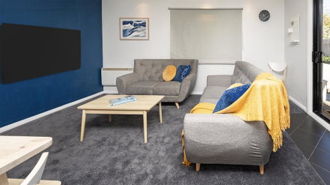 Yurali - Accommodation in Surfers Paradise 1