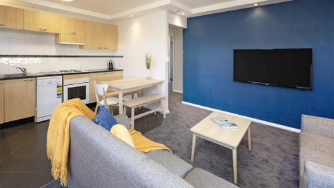 Yurali - Accommodation in Surfers Paradise 0
