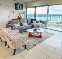 ZEN BY THE WATER - Darwin Premier Retreat - Accommodation in Surfers Paradise