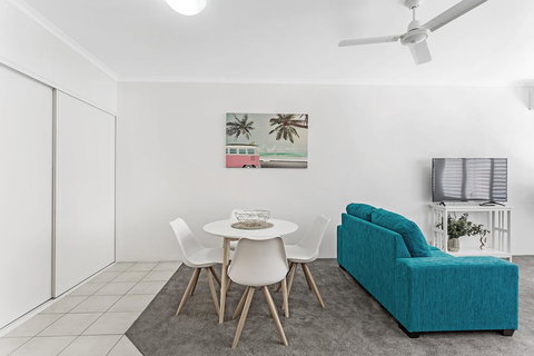 Zenith Unit 7 - Shoal Bay - Accommodation in Surfers Paradise 3