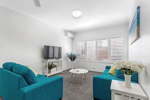 Zenith Unit 7 - Shoal Bay - Accommodation in Surfers Paradise 2