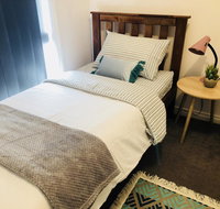 Haven Family dog freindly  close to Hospital Airport Bunnings - Accommodation in Surfers Paradise