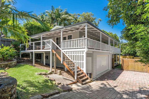 A Perfect Stay - Hummingbird - Accommodation in Surfers Paradise 1