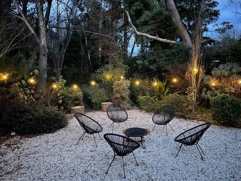 Abbey House - 3BR/sleeps 8 - South Leura - Accommodation in Surfers Paradise 4