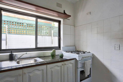 Affordable 2 Bedroom House Surry Hills 2 E-Bikes Included - Accommodation in Surfers Paradise 4