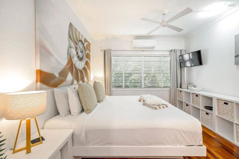 Alamanda At Palm Cove Directly On The Beach - Accommodation in Surfers Paradise 2