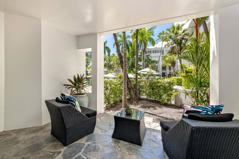 Alamanda At Palm Cove Directly On The Beach - Accommodation in Surfers Paradise 3