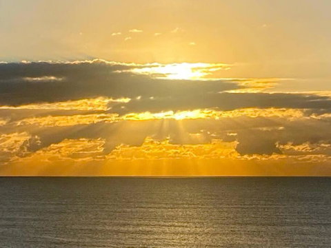 Alex Beachfront 3 Brm Apartment - 9th Floor - Accommodation in Surfers Paradise 4