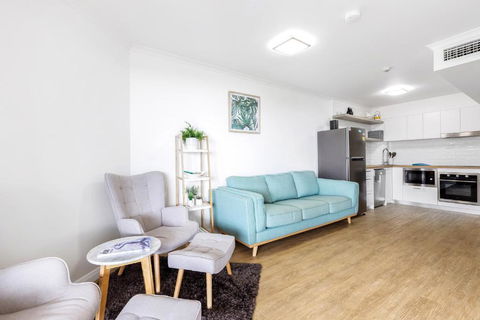 ALEXANDRA BEACH RESORT-ALEX412 - Accommodation in Surfers Paradise 3