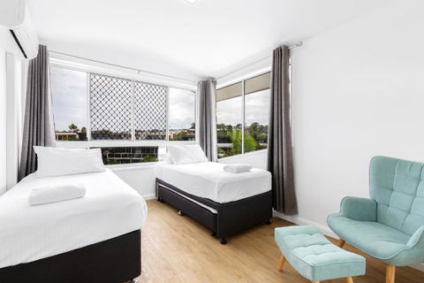 ALEXANDRA BEACH RESORT-ALEX412 - Accommodation in Surfers Paradise 4