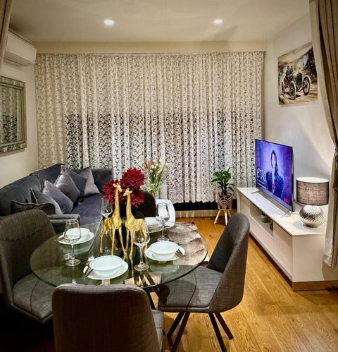 Apartment 405 8 Daly St South Yarra 3141 LUCIA - Accommodation in Surfers Paradise 0