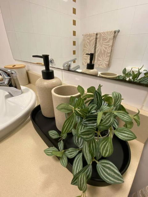 Apartment In Chiswick With Pool, Sauna & Gym - Accommodation in Surfers Paradise 1