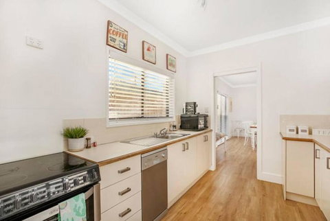 Arborea Country Holiday House Catering For 14 To 16 Guests In The Heart Of Bowral - Accommodation in Surfers Paradise 4