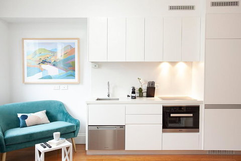 Art Deco Designer Studio In Lewisham - Accommodation in Surfers Paradise 2