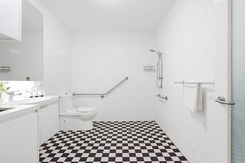 Art Deco Designer Studio In Lewisham - Accommodation in Surfers Paradise 3