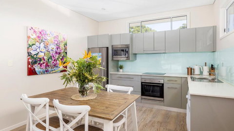 Art House Shoal Bay - Accommodation in Surfers Paradise 3