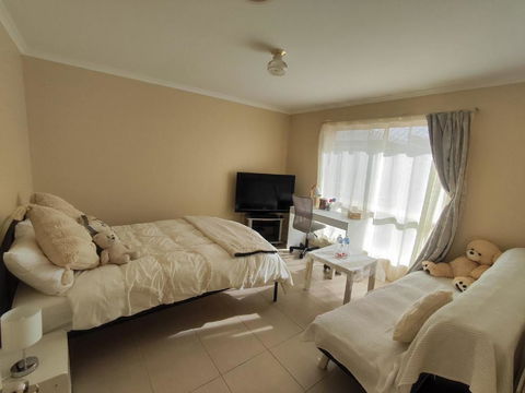 Ballarat 2 Bedroom Guest Suite - Cozy And Convenient, VIC - Accommodation in Surfers Paradise 0