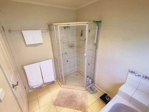 Ballarat 2 Bedroom Guest Suite - Cozy And Convenient, VIC - Accommodation in Surfers Paradise 4
