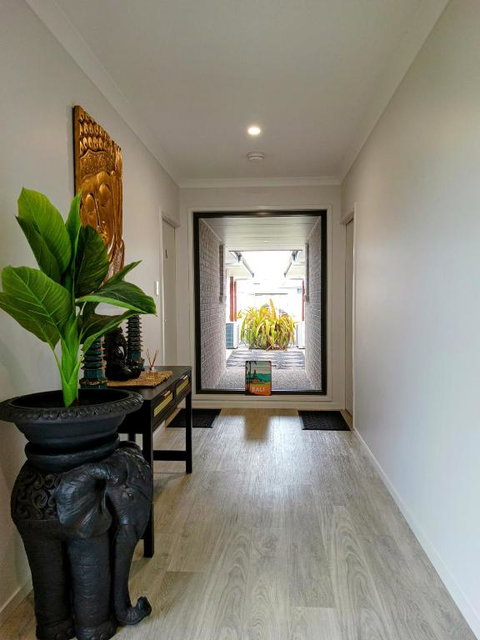 Bali Elliott Heads - Coastal Holiday Home Near Boat Ramp - Accommodation in Surfers Paradise 3