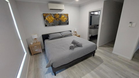 Bali Elliott Heads - Coastal Holiday Home Near Boat Ramp - Accommodation in Surfers Paradise 4