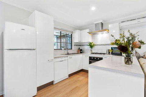 Banksia Beachhouse 38 Kightley Rd Goolwa Beach-No Linen Included - Accommodation in Surfers Paradise 4