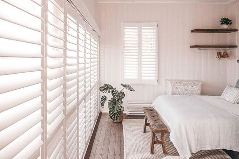 BAY PROPERTIES . Beach House Yamba - Accommodation in Surfers Paradise 1