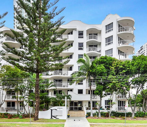 The Ritz Resort Heated Pool - Accommodation in Surfers Paradise 0