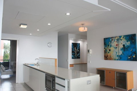 Private Seaview Apartment At Peninsula - Airlie Beach - Accommodation in Surfers Paradise 5