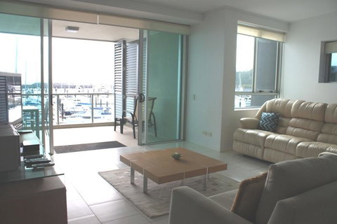 Private Seaview Apartment At Peninsula - Airlie Beach - Accommodation in Surfers Paradise 9