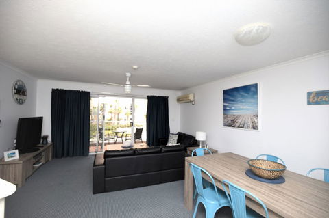 Markham Court - Accommodation in Surfers Paradise 1