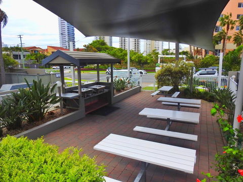 Markham Court - Accommodation in Surfers Paradise 16
