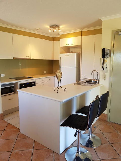 Markham Court - Accommodation in Surfers Paradise 22