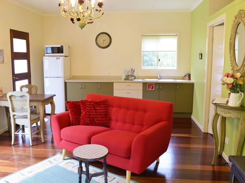 Apple Tree Cottage Montville - Accommodation in Surfers Paradise 16