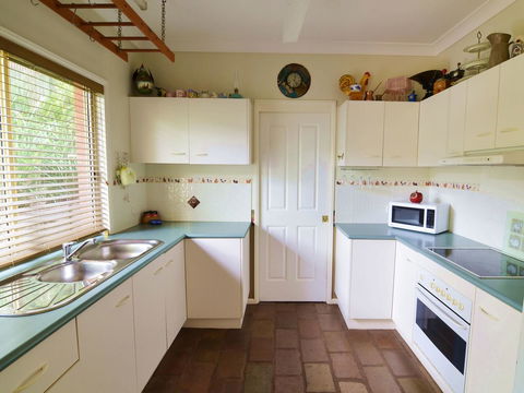 Apple Tree Cottage Montville - Accommodation in Surfers Paradise 6