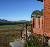 Yakkalla Holiday Cottage - Accommodation in Surfers Paradise