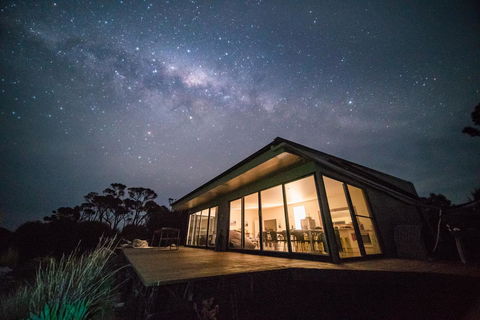 Sawyers Bay Shacks - Accommodation in Surfers Paradise 0