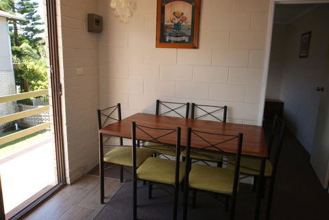 'Bay Dream' Upstairs Unit Three - Accommodation in Surfers Paradise 1